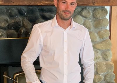 Olivier Lafontaine se présente à la mairie de Percé