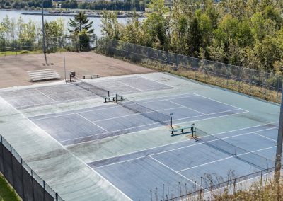 GASPÉ INVESTIT DANS LA RÉFECTION DES TERRAINS DE TENNIS