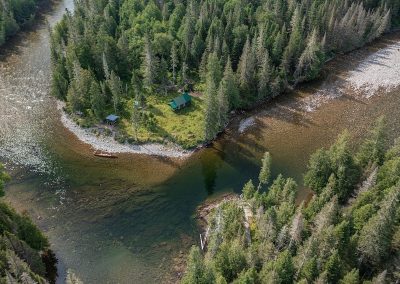 Saumon : Alexis Deschênes interpelle la ministre des Pêches