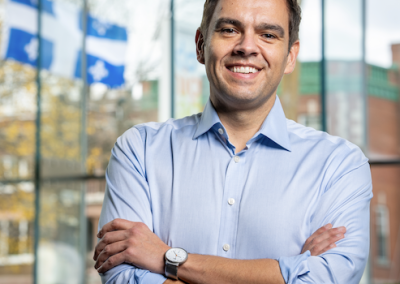 Le chef du PLQ, Charles Milliard, en entrevue à Bleu FM
