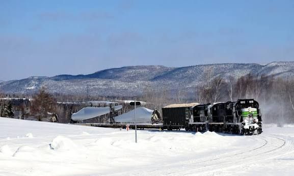 train photo
