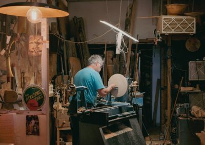 Éclairage sur mesure : comment le savoir-faire québécois transforme nos intérieurs