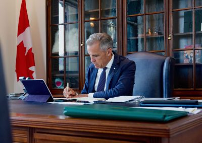 Menaces envers le premier ministre du Canada, Mark Carney : un individu accusé